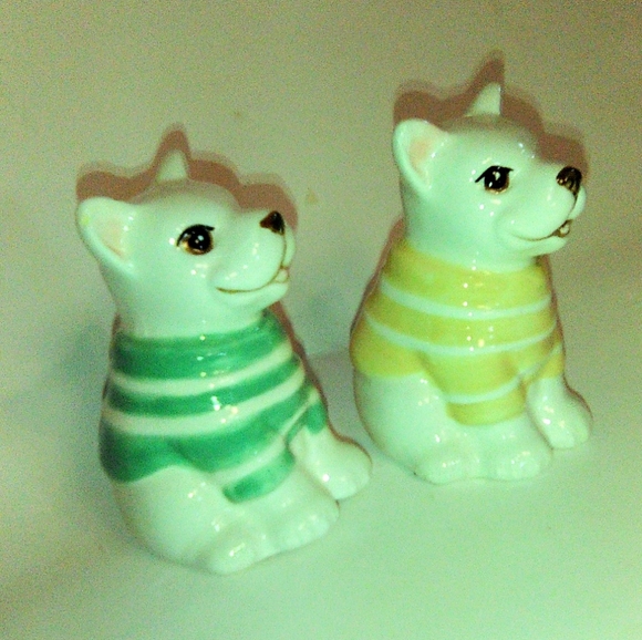 Dog Salt and Pepper with Striped Shirts Yellow/ Green - Picture 5 of 7